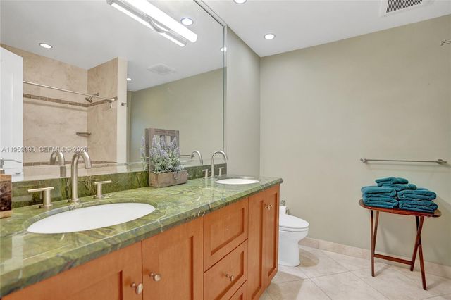 10180 SW 1st Ct, Coral Springs, FL 33071