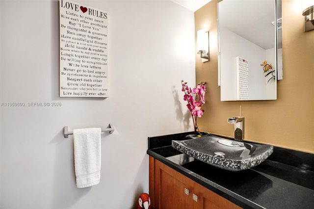 10180 SW 1st Ct, Coral Springs, FL 33071