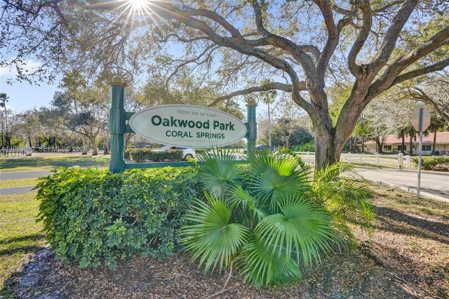 10180 SW 1st Ct, Coral Springs, FL 33071