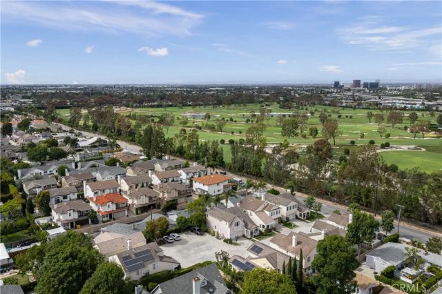 293 Mesa Dr, Costa Mesa, CA 92627