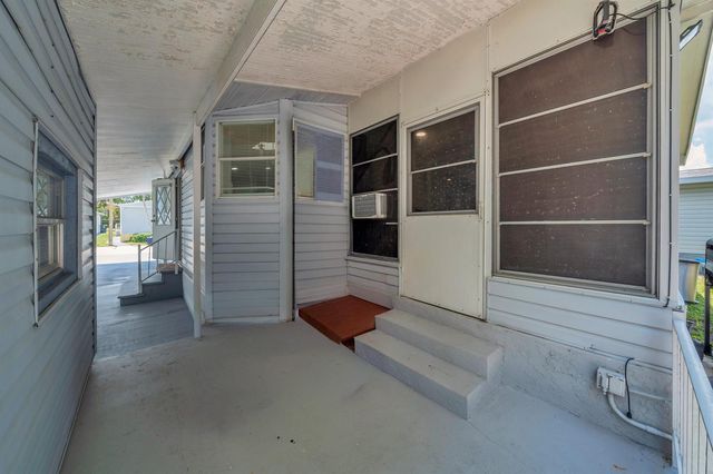 141 Plantation Boulevard, Lake Worth, FL 33467