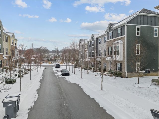 2008 Hemlock Ln, Marshall, PA 16046