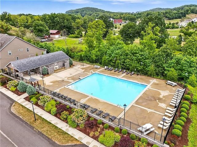 2008 Hemlock Ln, Marshall, PA 16046