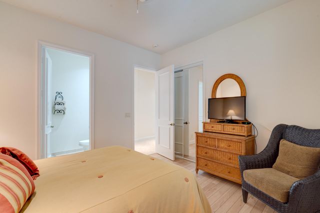 119 Esperanza Way, Palm Beach Gardens, FL 33418