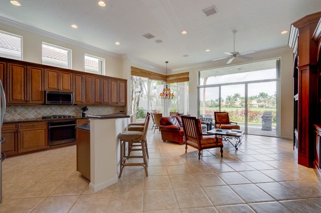 119 Esperanza Way, Palm Beach Gardens, FL 33418