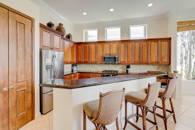 119 Esperanza Way, Palm Beach Gardens, FL 33418