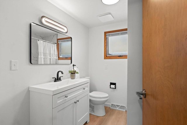 417 W 3RD STREET, Kimberly, WI 54136