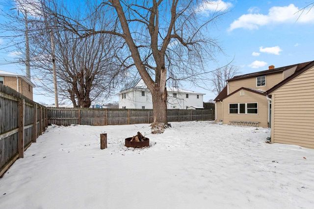 417 W 3RD STREET, Kimberly, WI 54136