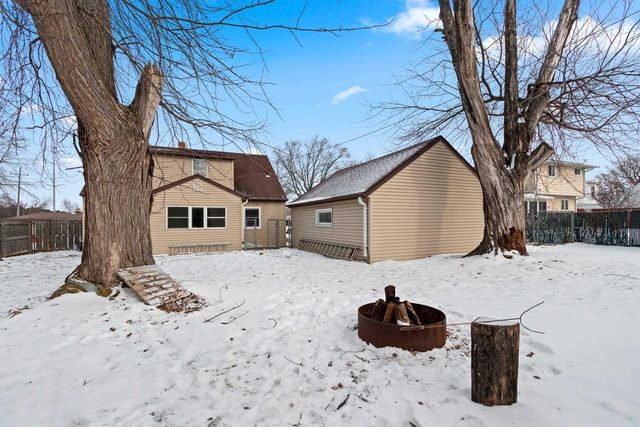 417 W 3RD STREET, Kimberly, WI 54136