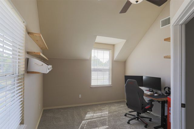 310 Glen Rose Avenue, Cleburne, TX 76033