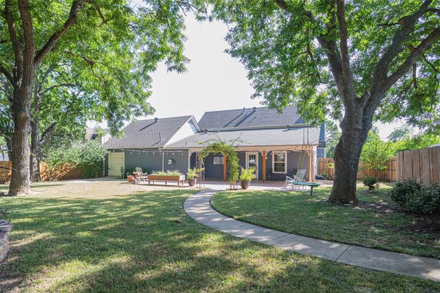310 Glen Rose Avenue, Cleburne, TX 76033