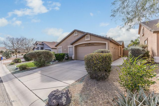 1073 E TAYLOR Trail, San Tan Valley, AZ 85143