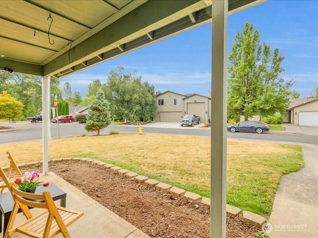 2520 NW 3rd Way, Battle Ground, WA 98604