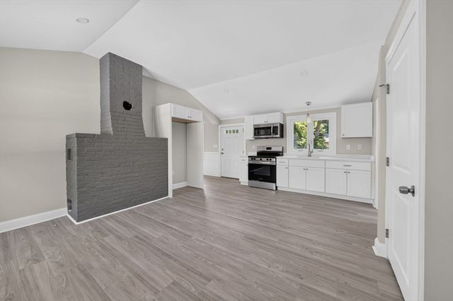 56 Buzzards Bay Dr, Plymouth, MA 02360