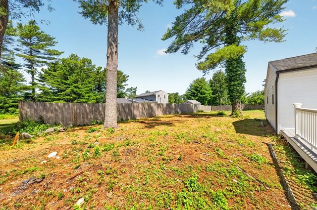 56 Buzzards Bay Dr, Plymouth, MA 02360