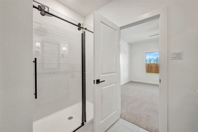 2217 Maple Ridge Drive, Van Alstyne, TX 75495