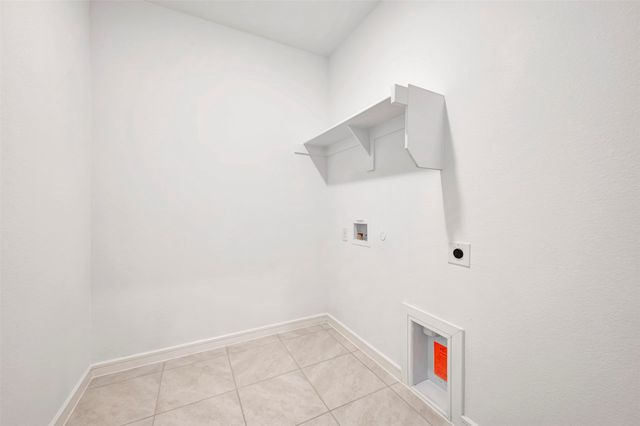 2217 Maple Ridge Drive, Van Alstyne, TX 75495