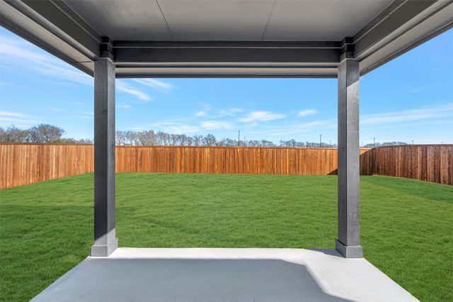 2217 Maple Ridge Drive, Van Alstyne, TX 75495