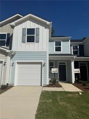172 Parker Lane, Mebane, NC 27302