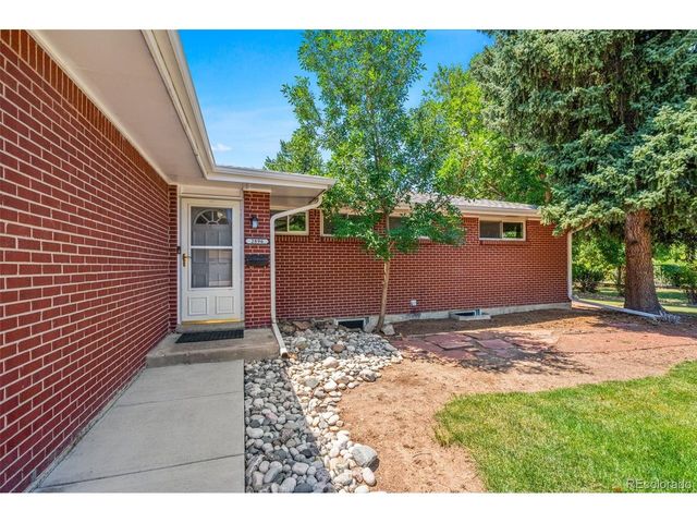 2896 E Euclid Pl, Centennial, CO 80121