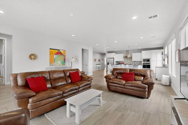 3125 Ilford Road NE, Rio Rancho, NM 87144