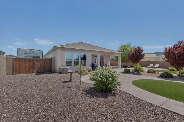 3125 Ilford Road NE, Rio Rancho, NM 87144