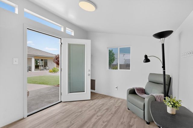3125 Ilford Road NE, Rio Rancho, NM 87144