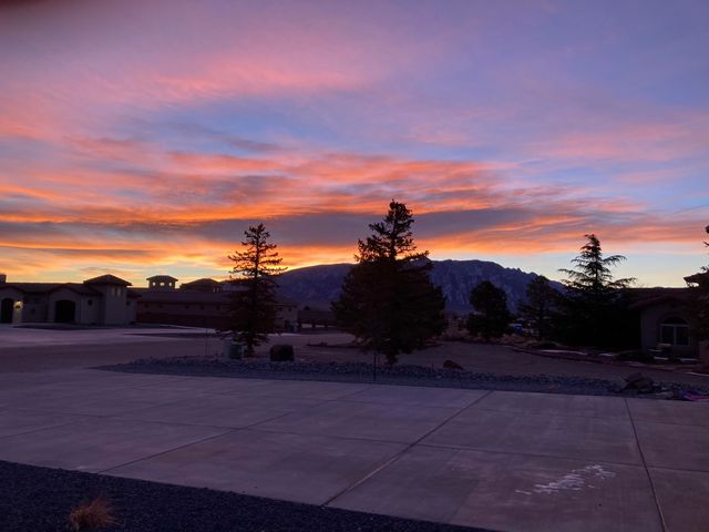 3125 Ilford Road NE, Rio Rancho, NM 87144