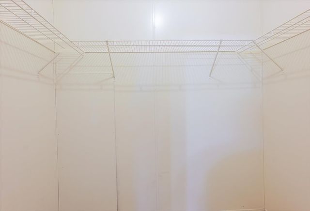 5903 Hunterwood Drive, Granbury, TX 76048