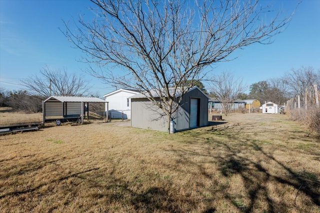 5903 Hunterwood Drive, Granbury, TX 76048