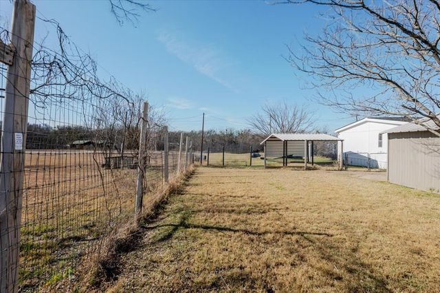 5903 Hunterwood Drive, Granbury, TX 76048