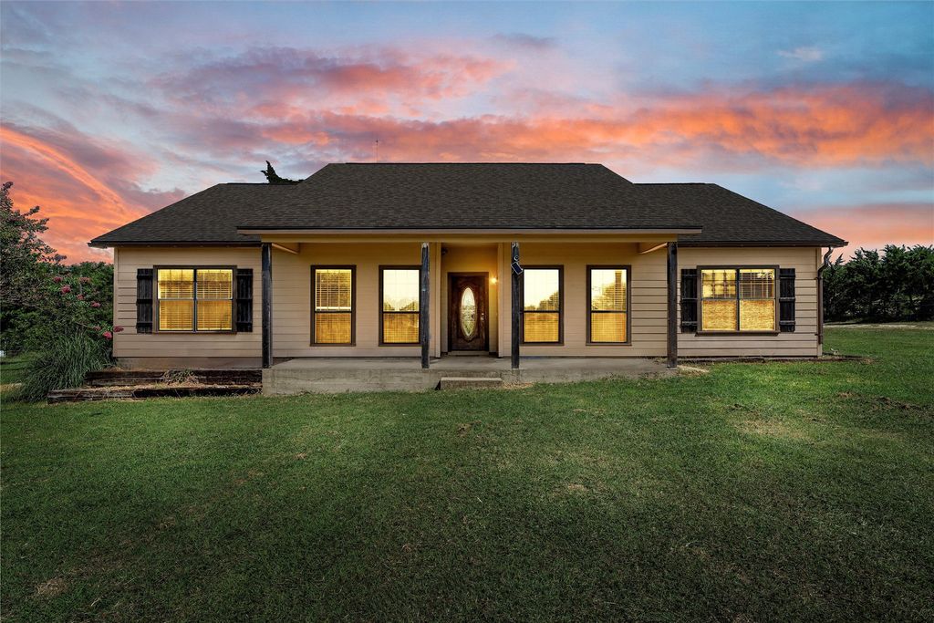 261 Westridge Drive, Moody, TX 76557