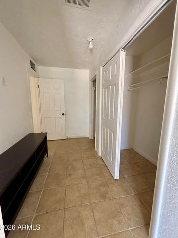 3036 W ALMERIA Road, Phoenix, AZ 85009
