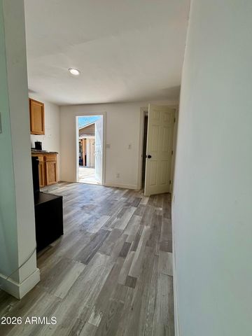 3036 W ALMERIA Road, Phoenix, AZ 85009