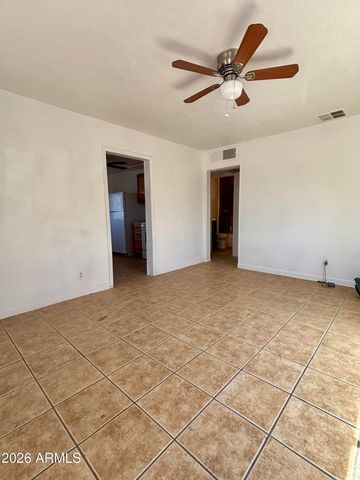 3036 W ALMERIA Road, Phoenix, AZ 85009