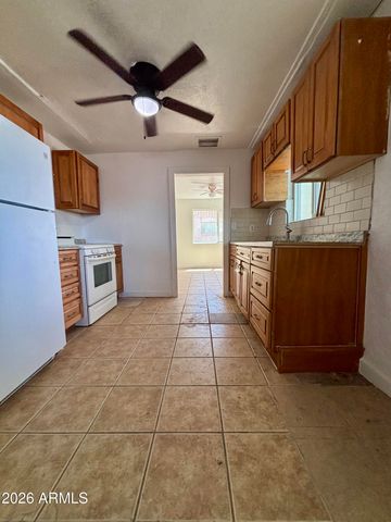 3036 W ALMERIA Road, Phoenix, AZ 85009