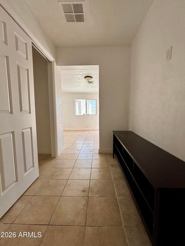 3036 W ALMERIA Road, Phoenix, AZ 85009