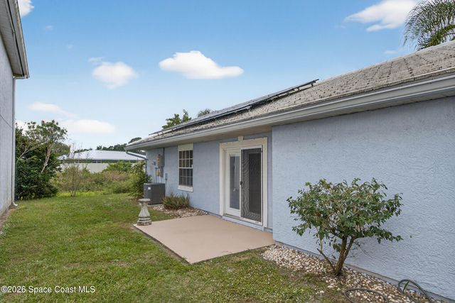 1924 Sugarberry Court NE, Palm Bay, FL 32905