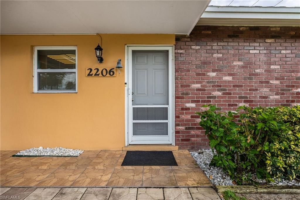 2206 E 6th ST, LEHIGH ACRES, FL 33936 — photo 4