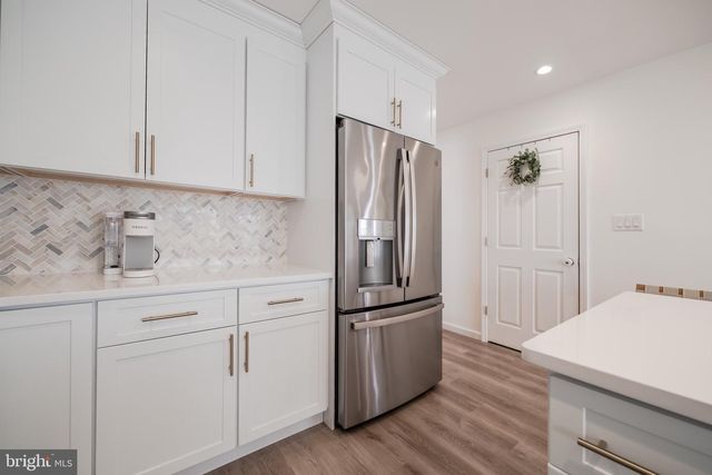7 W THAMES RD, Tuckerton, NJ 08087