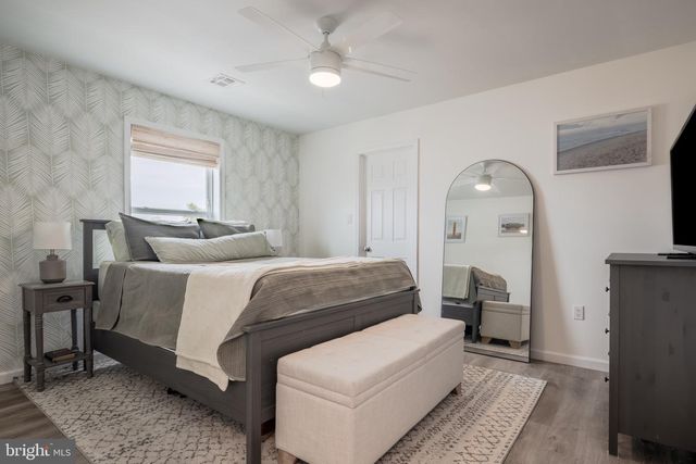 7 W THAMES RD, Tuckerton, NJ 08087