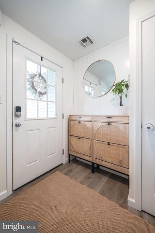 7 W THAMES RD, Tuckerton, NJ 08087