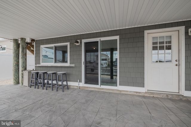 7 W THAMES RD, Tuckerton, NJ 08087