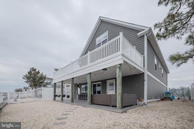 7 W THAMES RD, Tuckerton, NJ 08087