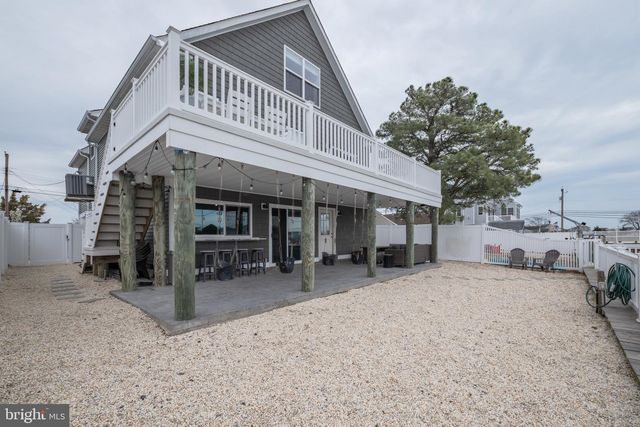 7 W THAMES RD, Tuckerton, NJ 08087