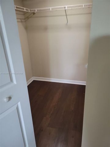 4151 N Haverhill Rd 1502, West Palm Beach, FL 33417