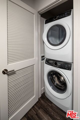 687 S Hobart Boulevard 733, Los Angeles, CA 90005