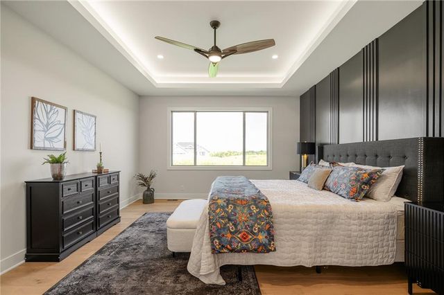 520 Bentwater Drive, Raymore, MO 64083