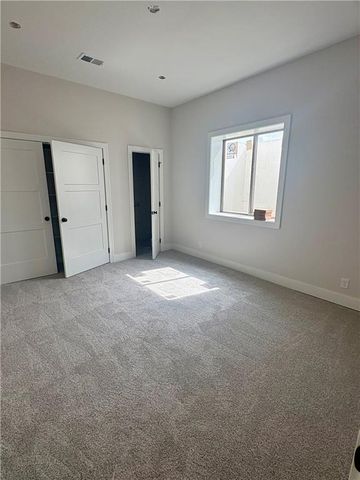 520 Bentwater Drive, Raymore, MO 64083