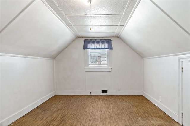 58 Swan Street, East Providence, RI 02914